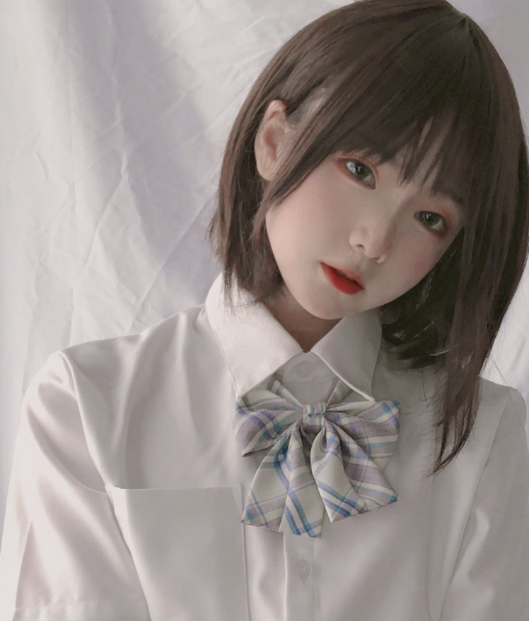 是青水百合子の华丽回归可爱纹身+萝莉风cos，她的魅力依旧让人心动-瓜次元