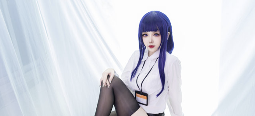 星夜中的闪耀精灵：Coser雪晴Astra完美演绎《崩坏：星穹铁道》花火-瓜次元