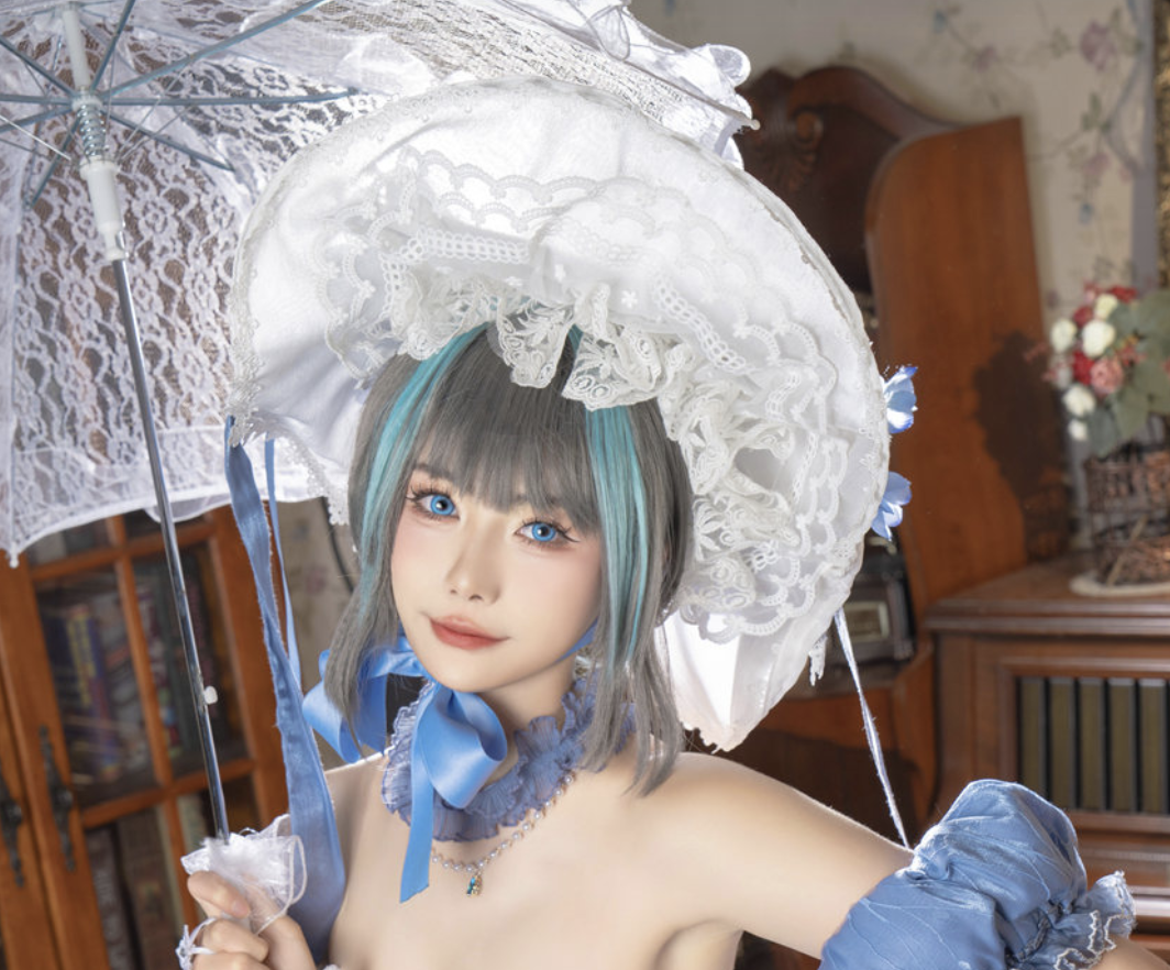 Momoko葵葵的《柴郡》COSPLAY：神仙还原，带你坠入动漫的梦幻世界-瓜次元