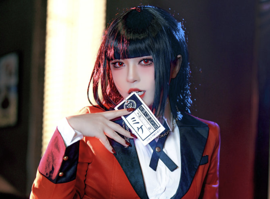 半半子化身《胜利女神：NIKKE》拉毗，神秘魅力引爆COMICUP 29-瓜次元
