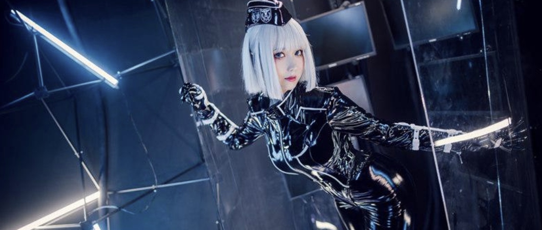izumi泉桃子：18岁COS圈新星的清纯与魅惑-瓜次元