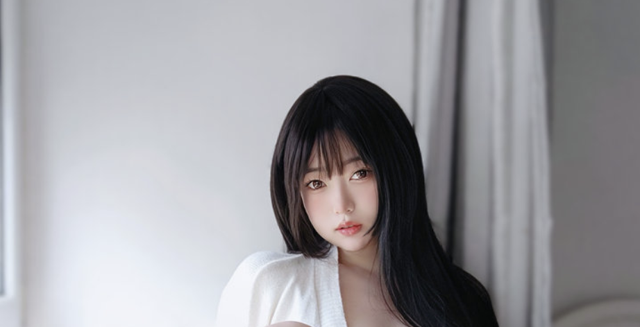 图片[2]-女主K化身电锯人玛奇玛：细节拉满的COSPLAY，勇敢追梦的完美演绎！-瓜次元