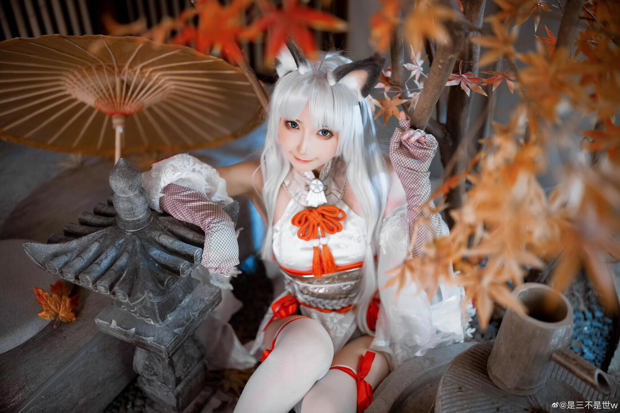 大眼睛的美女COSER——是三不是世w，超可爱的萌甜妹子-瓜次元
