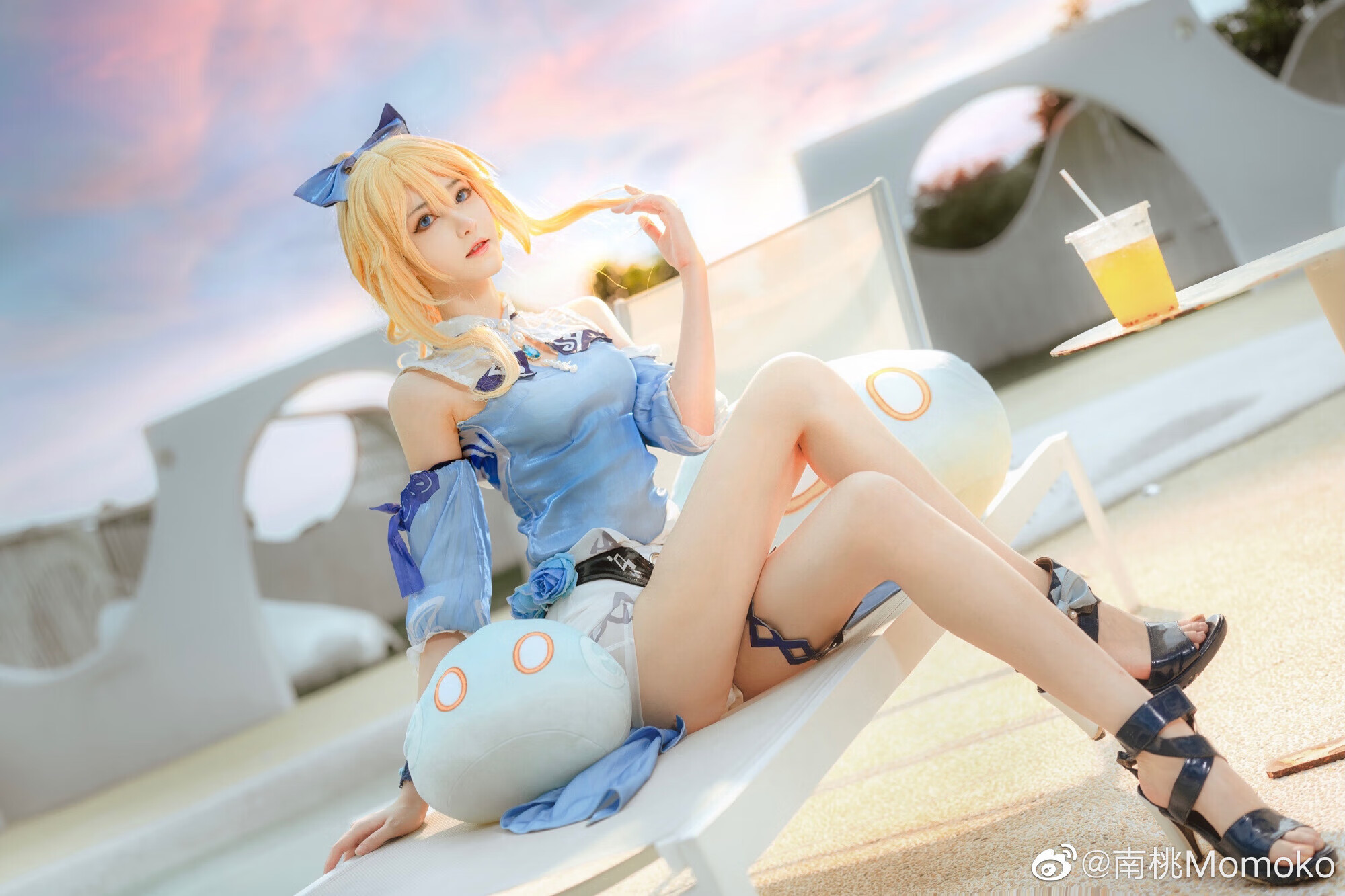 清新脱俗的南桃Momoko，爱了这满屏的大长腿-瓜次元