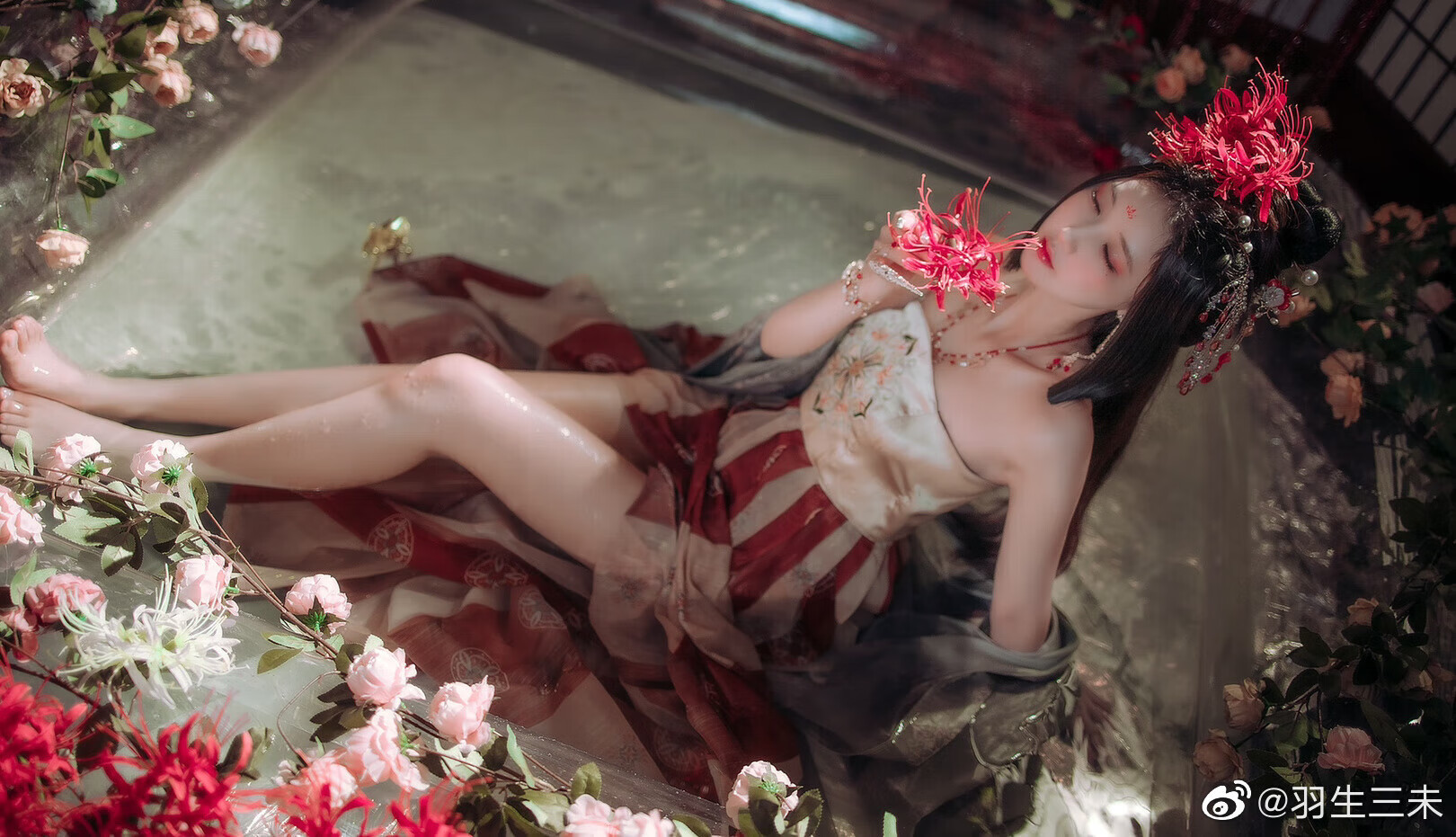 惊艳的古风美人羽生三未，媚而不俗风情万种-瓜次元