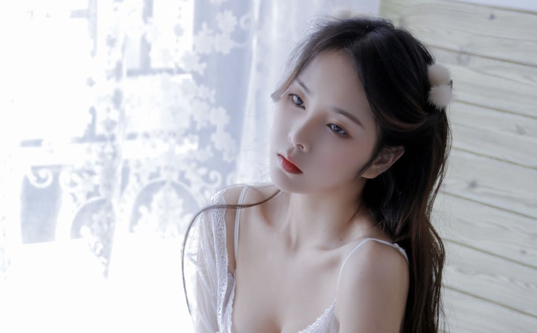 图片[2]-楚楚动人的苏嫣qvq，这样一个柔弱的女子你想保护吗-瓜次元