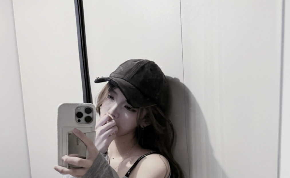 银蛇大人微密图片免费鉴赏，weme中的豪爽达人-瓜次元
