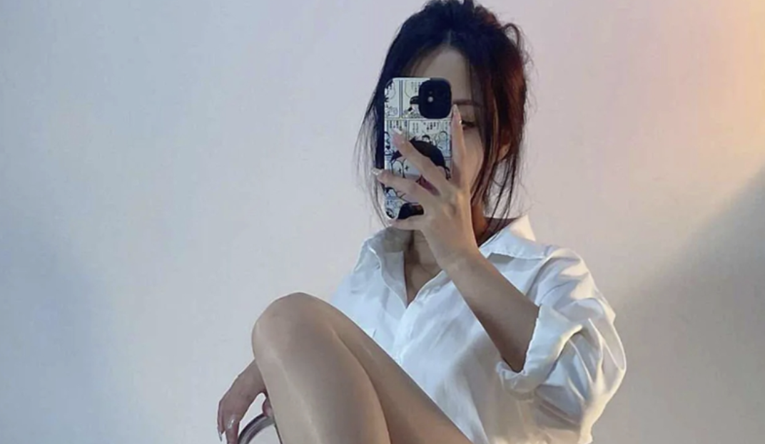 徐绾绾微密图片全集分享，时尚风采与神秘魅力的完美融合-瓜次元
