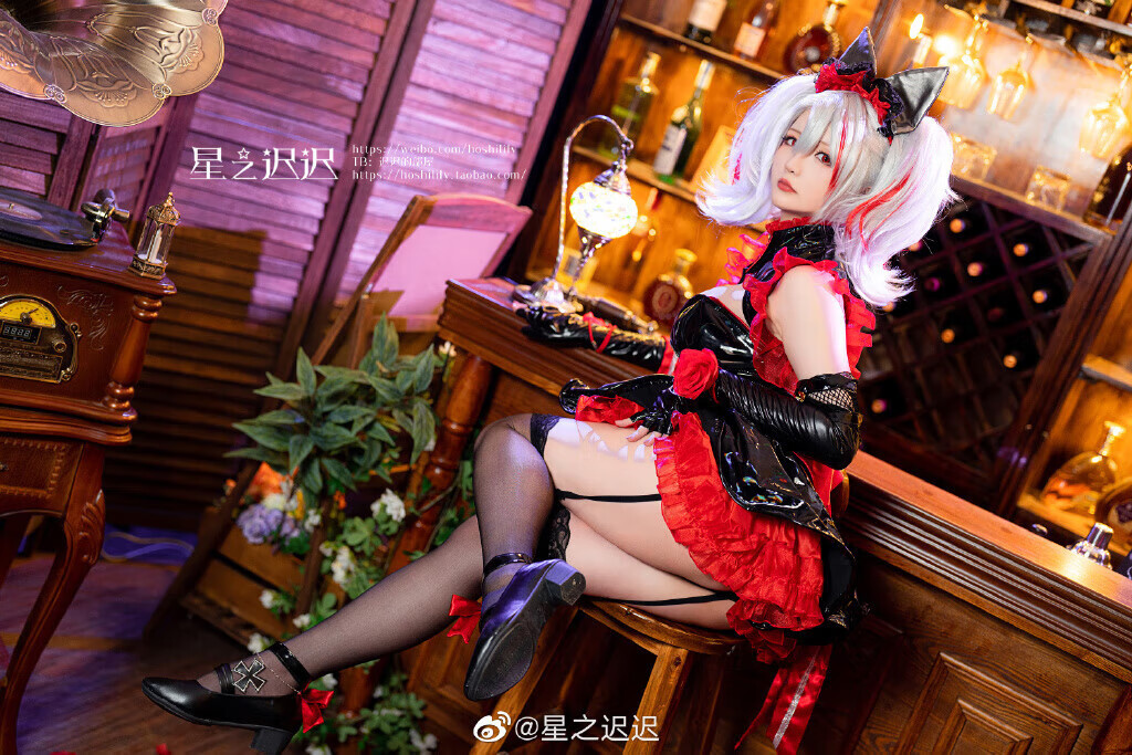 酒吧女郎星之迟迟，确定不想喝点吗-瓜次元