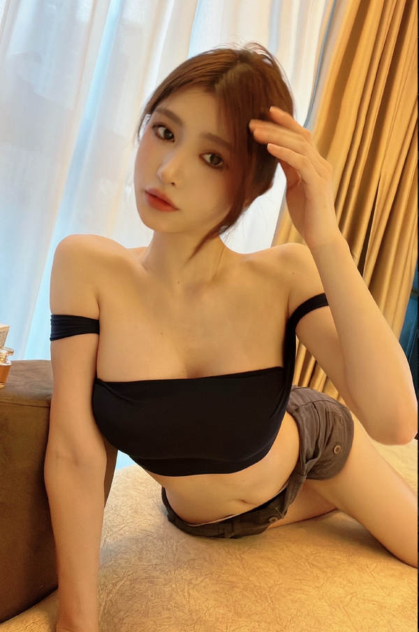晴子兔呢微密圈全部付费写真合集