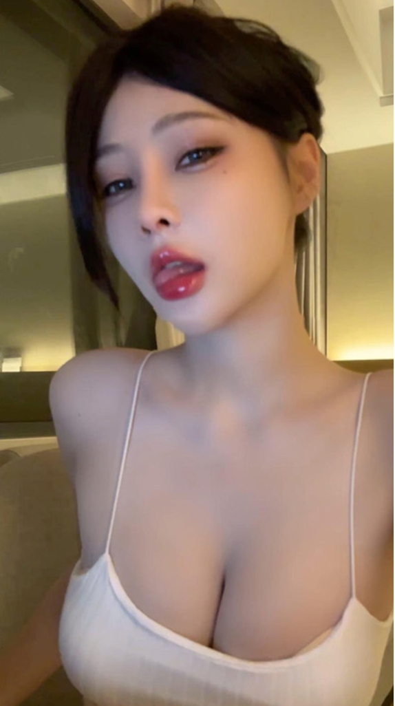 无欲无求的推土君微密圈写真合集