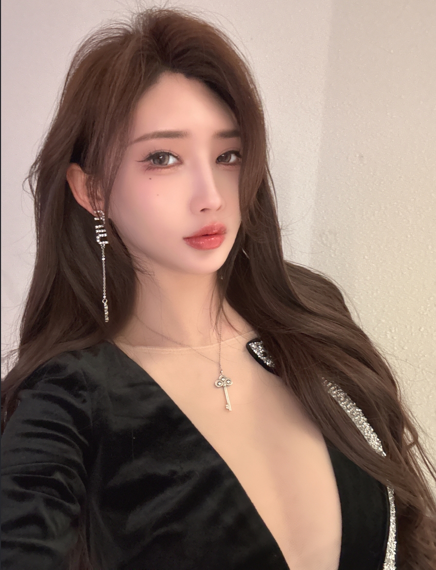 周妍希微密圈写真以及内购图片合集23套